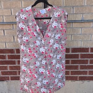 Floral Sleeveless Blouse